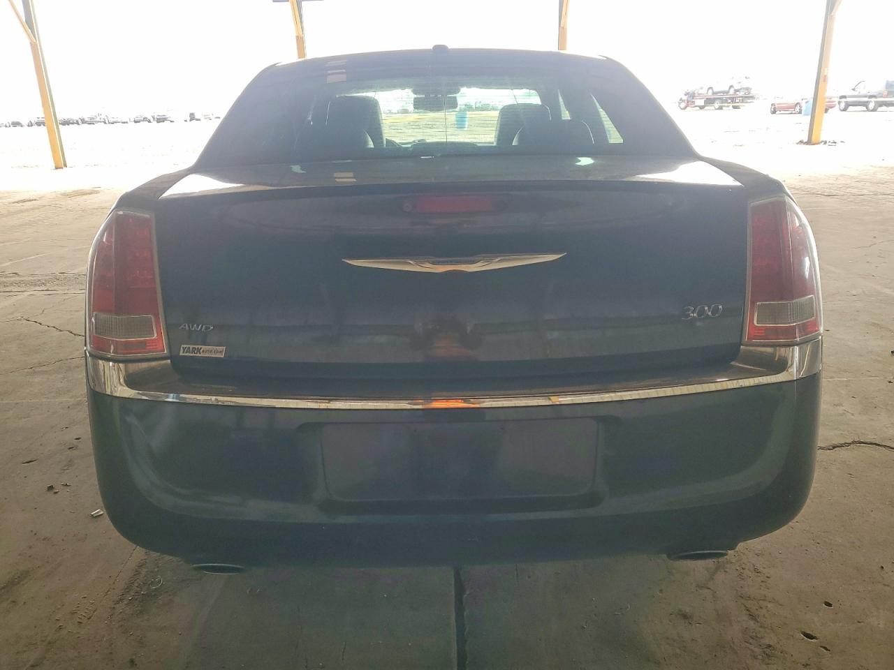 2014 Chrysler 300 - Фото 6