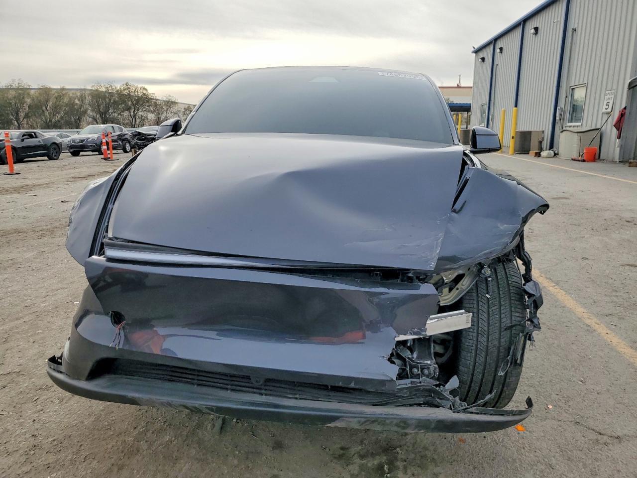 2026 Tesla Model Y - Image 5