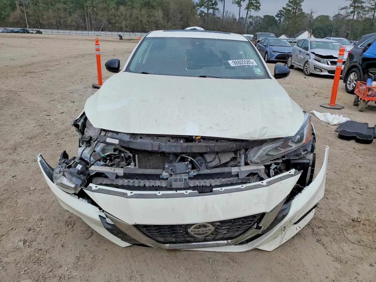 2021 Nissan Altima Sr - Фото 5
