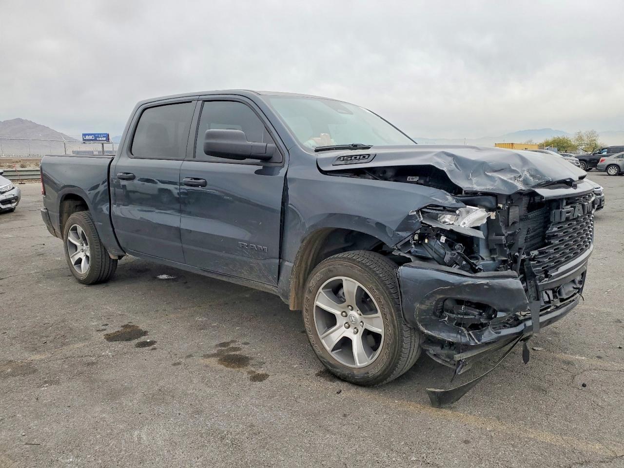 2025 Ram 1500 Tradesman - Image 4