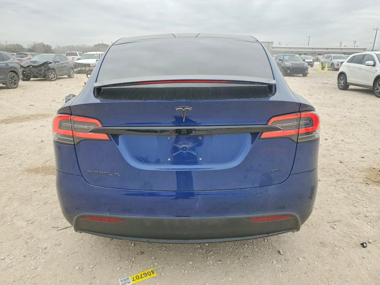 2017 Tesla Model X - Image 6