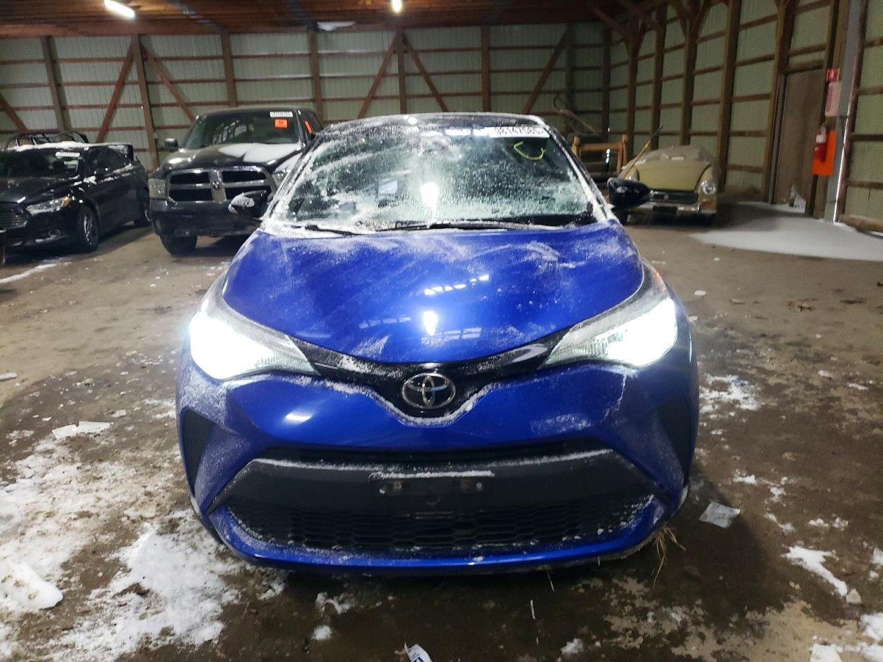 2021 Toyota C-Hr Xle - Фото 5