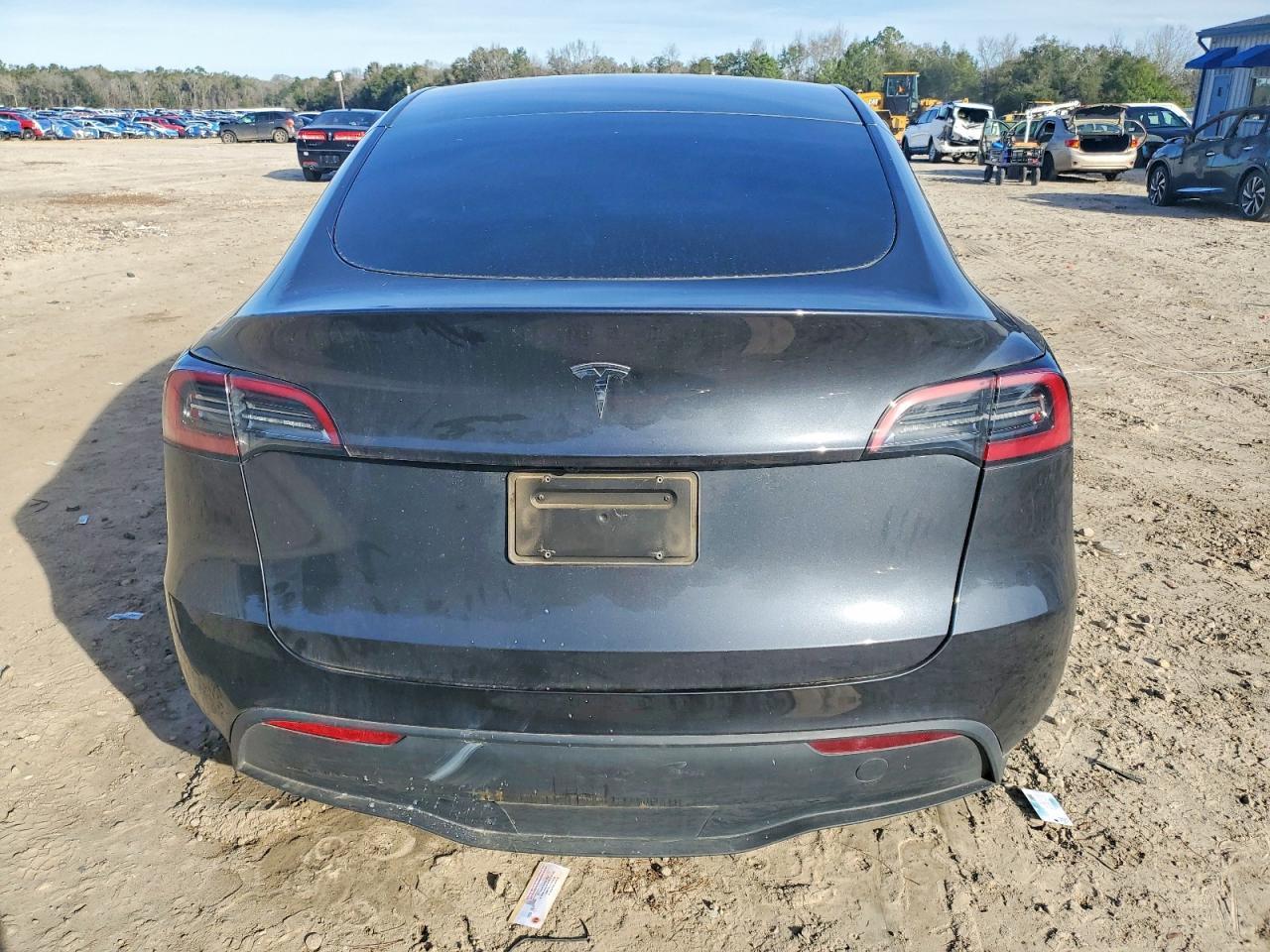 2024 Tesla Model Y - Фото 6