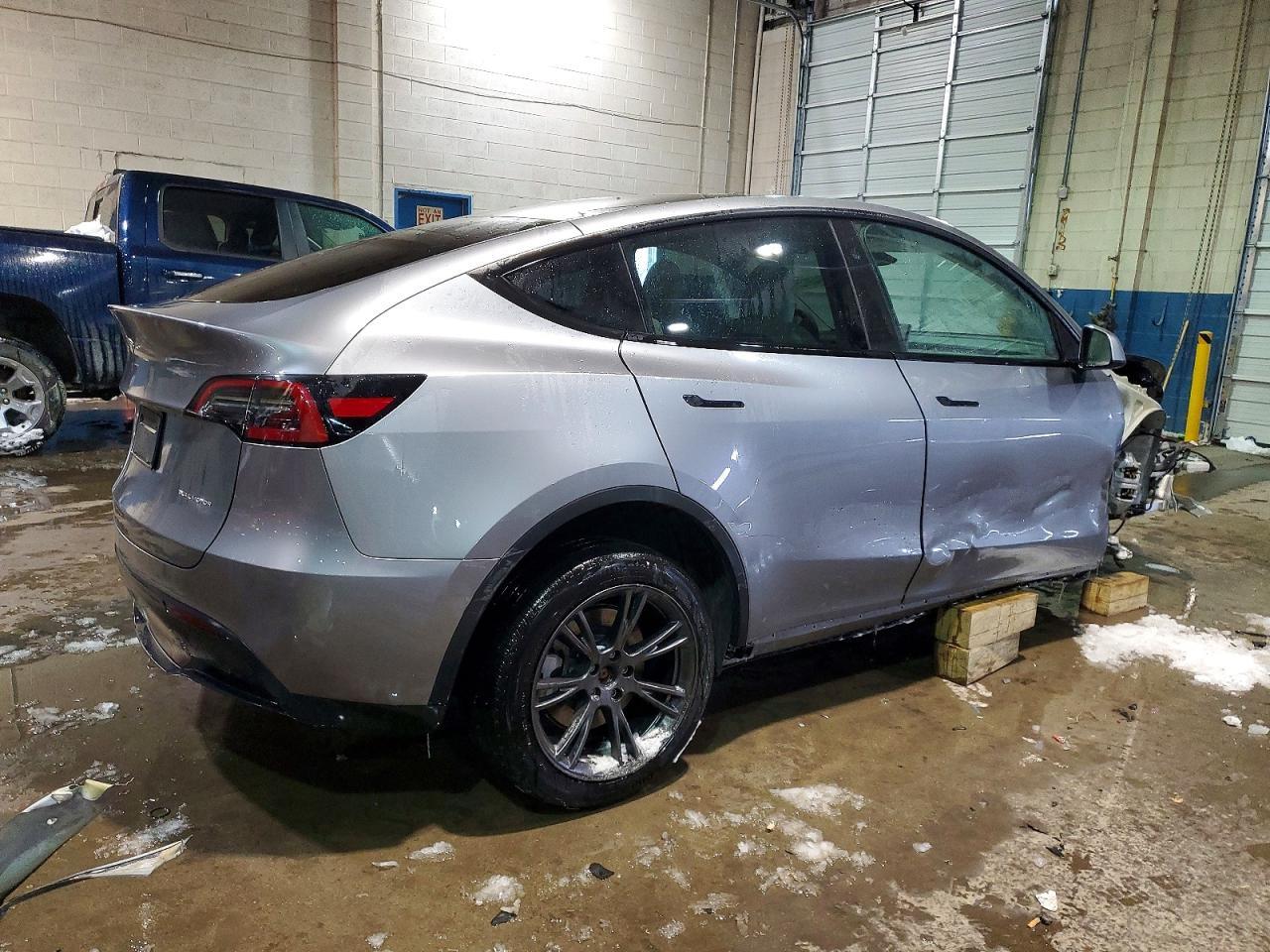 2024 Tesla Model Y - Image 3