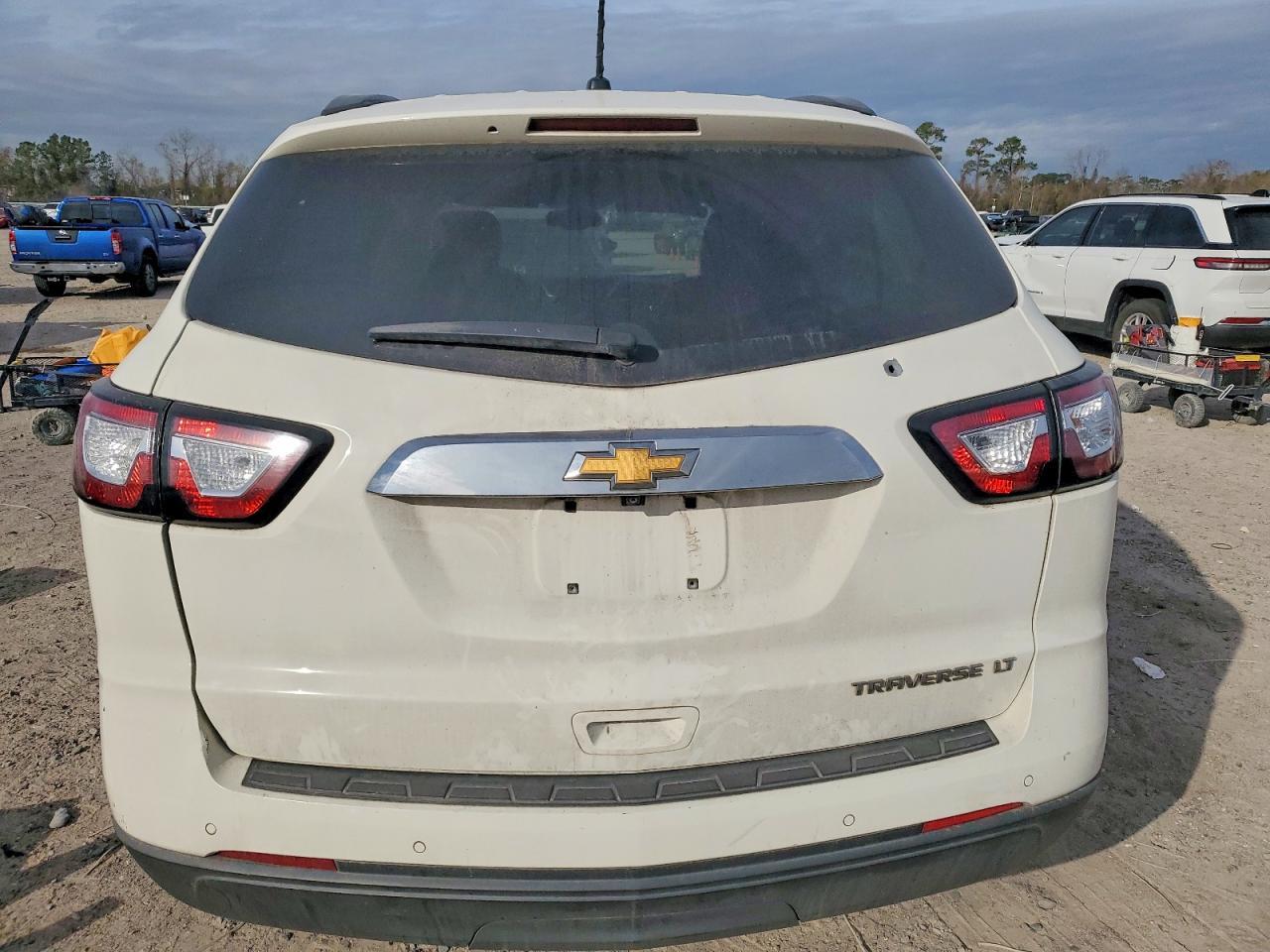 2015 Chevrolet Traverse Lt - Image 6