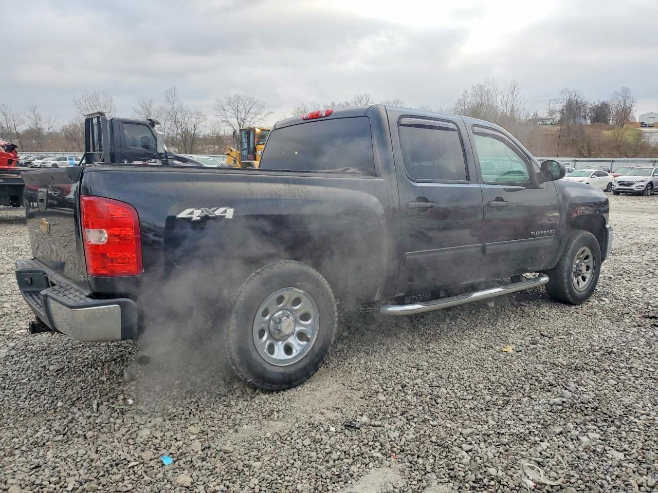 2013 Chevrolet Silverado K1500 Ls - Image 3