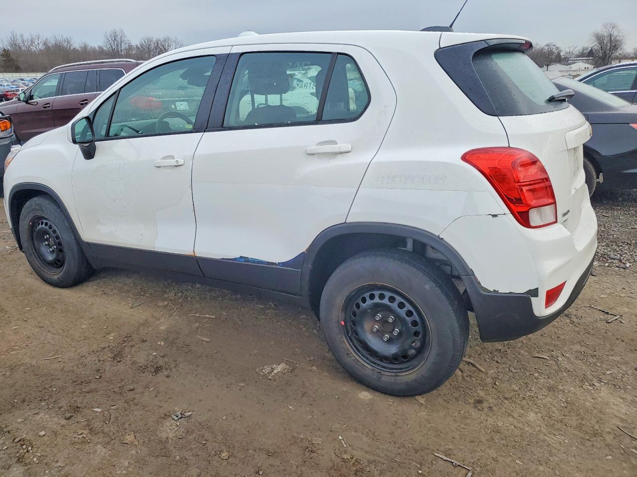 2018 Chevrolet Trax Ls - Фото 2