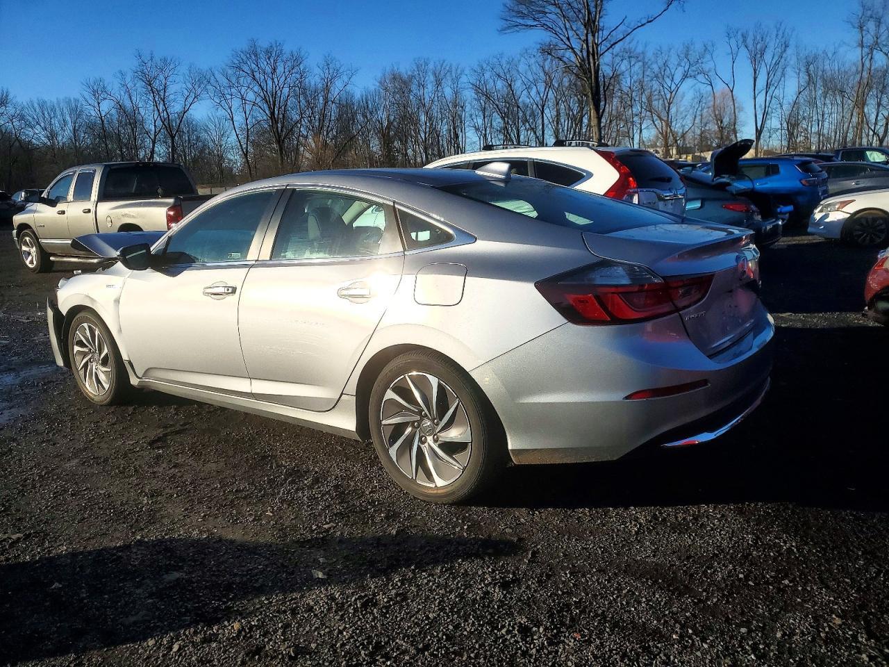 2021 Honda Insight Touring - Фото 2