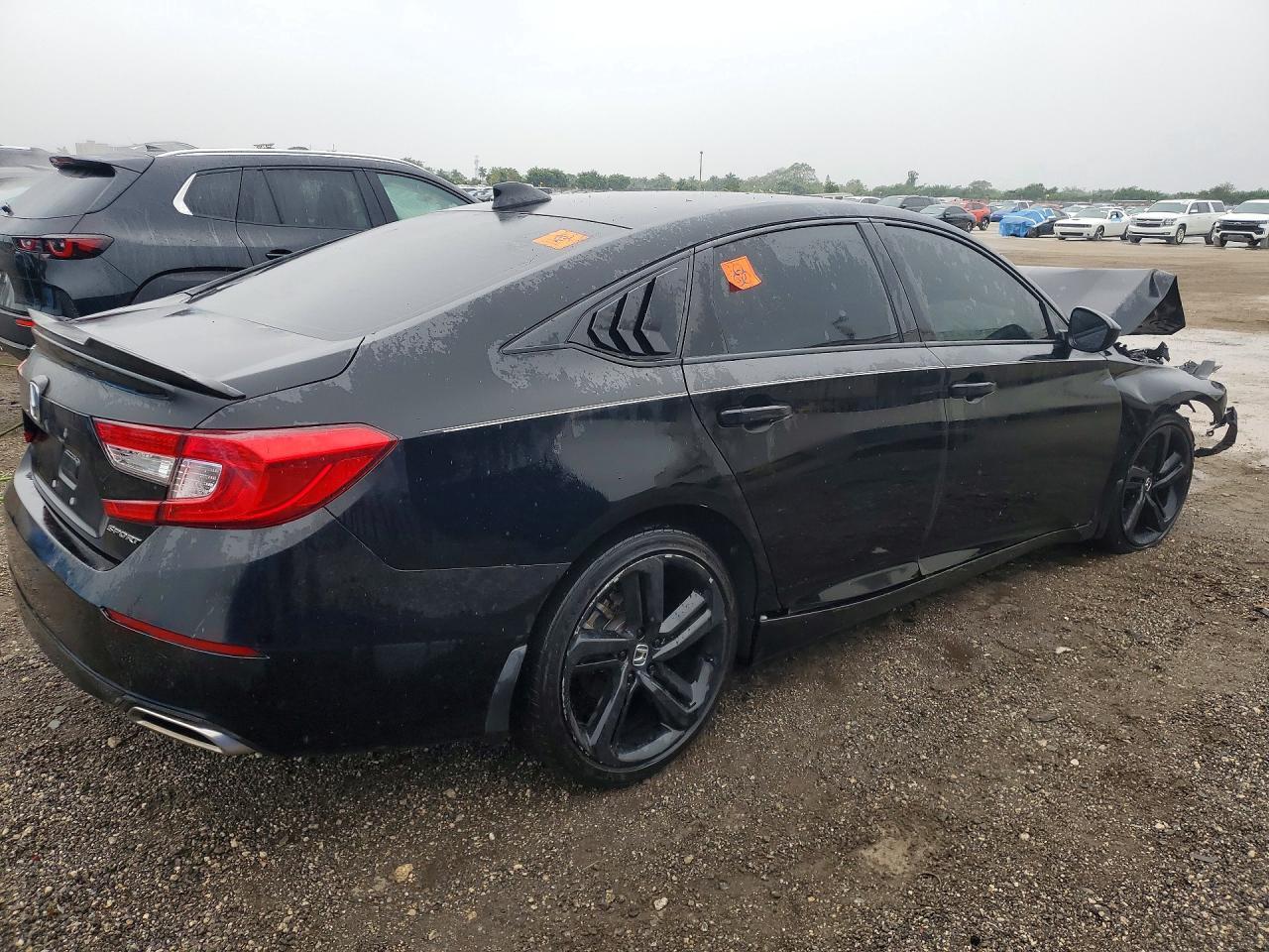 2022 Honda Accord Sport - Фото 3