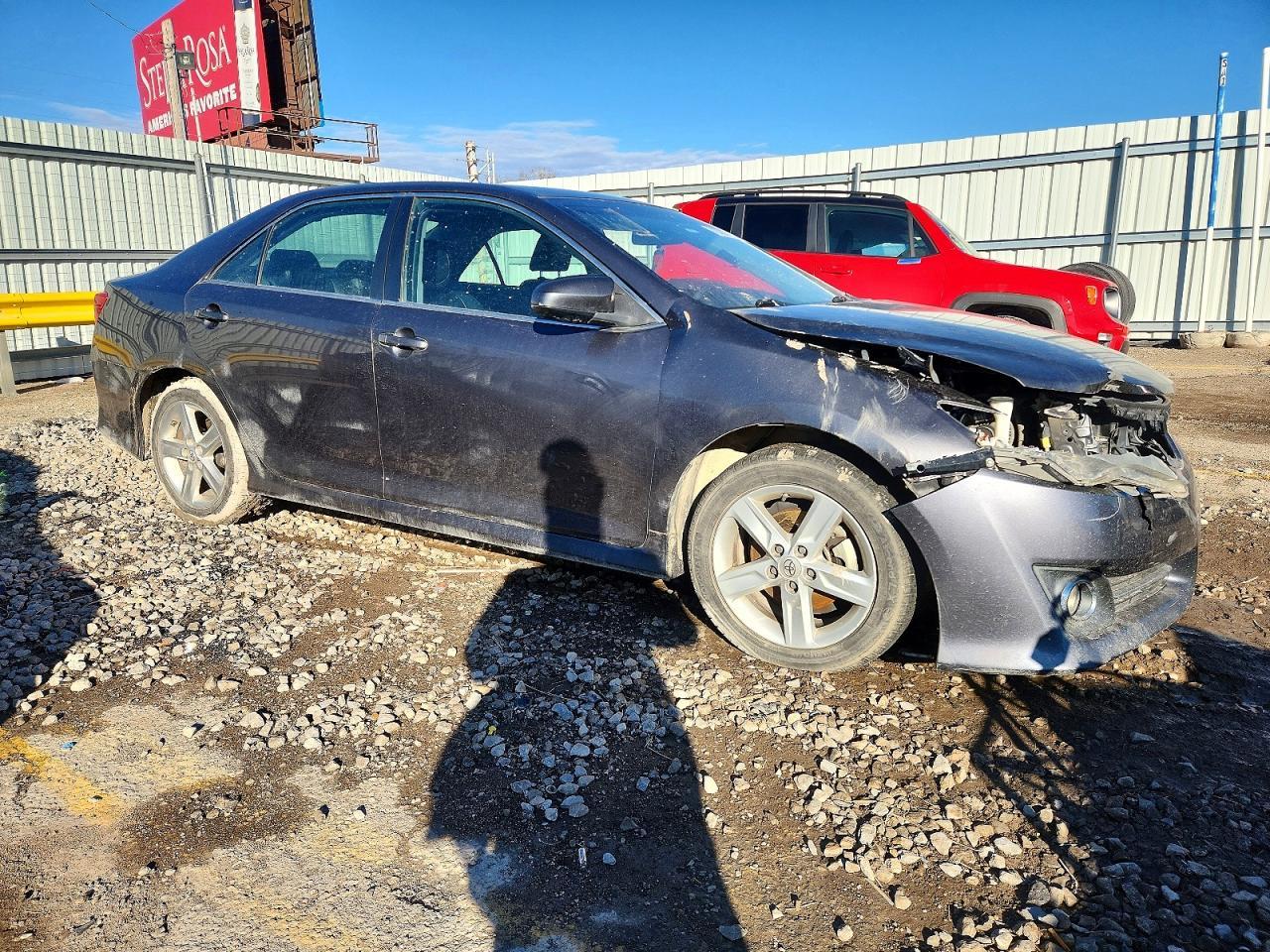 2014 Toyota Camry L - Фото 4