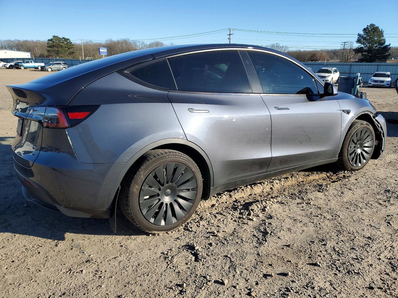 2023 Tesla Model Y - Фото 3