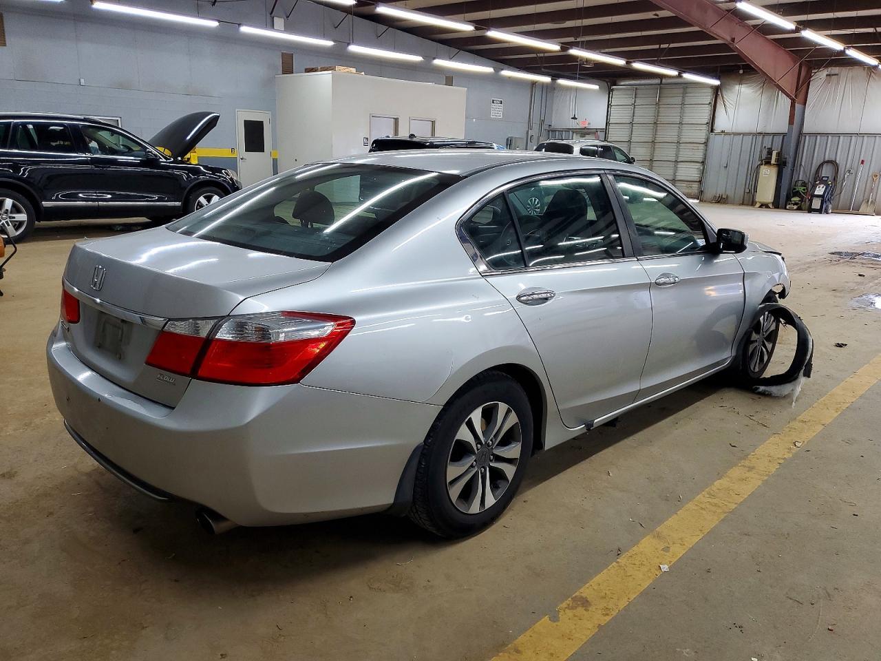 2013 Honda Accord Lx - Фото 3