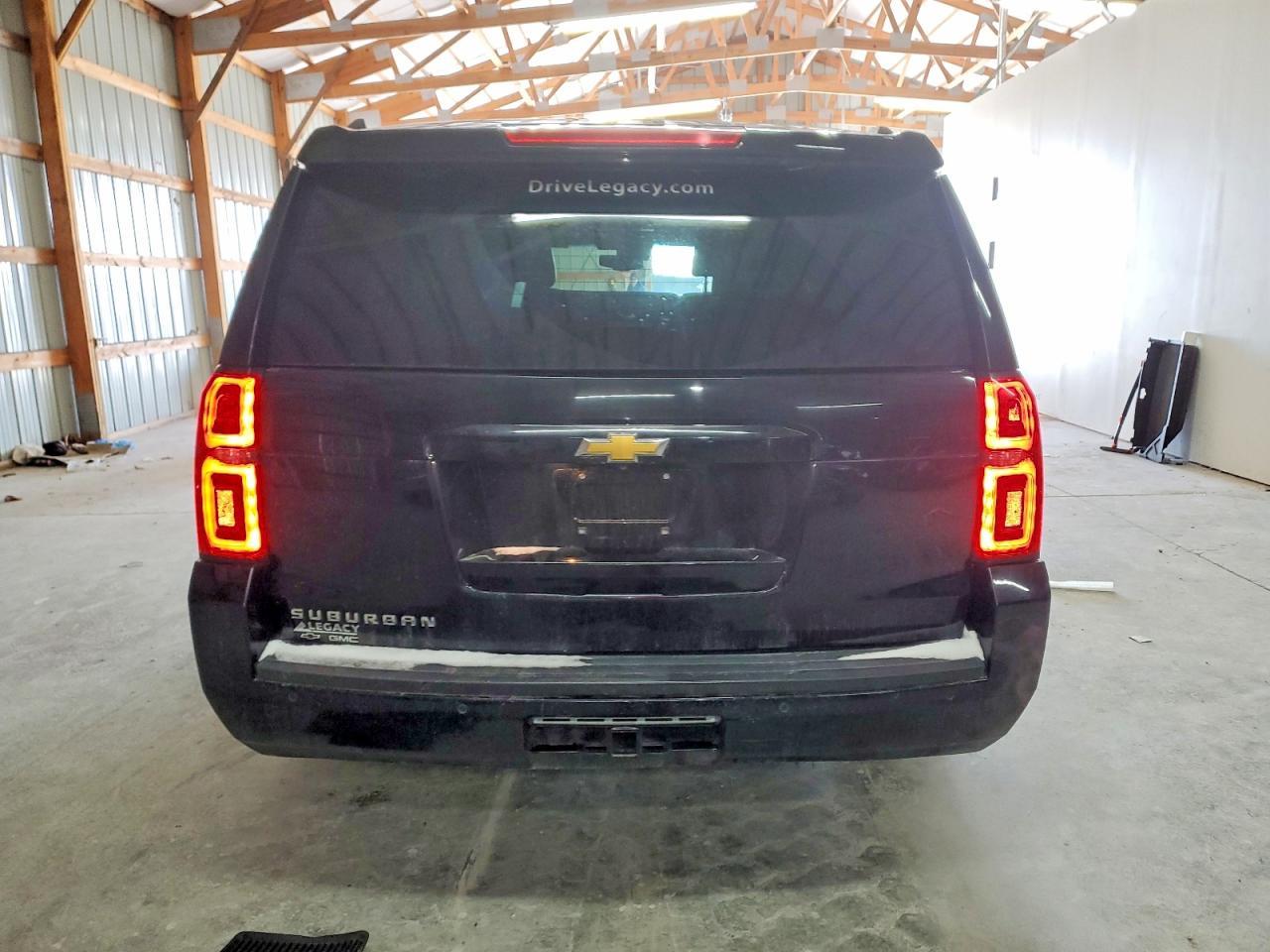 2018 Chevrolet Suburban K1500 Lt - Image 6