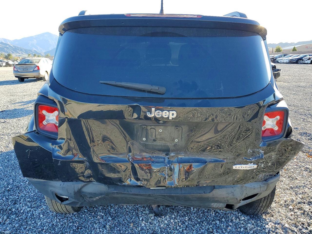 2016 Jeep Renegade Latitude - Фото 6