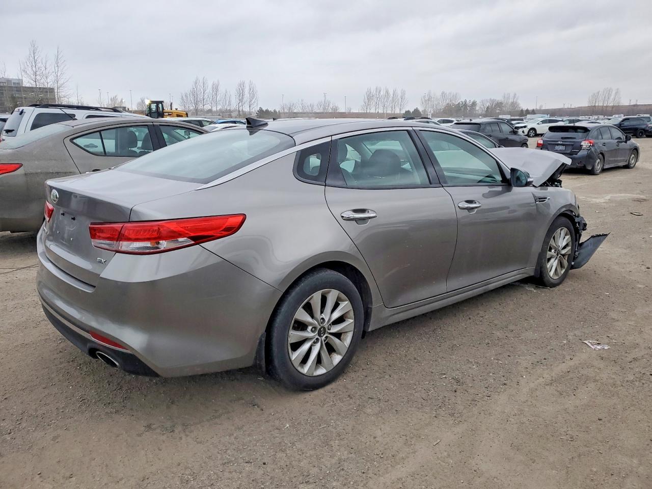 2016 Kia Optima Ex - Image 3
