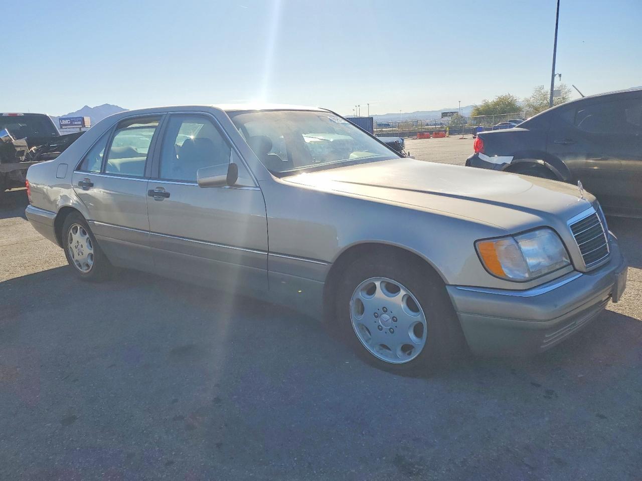 1996 Mercedes Benz S 320W - Фото 4