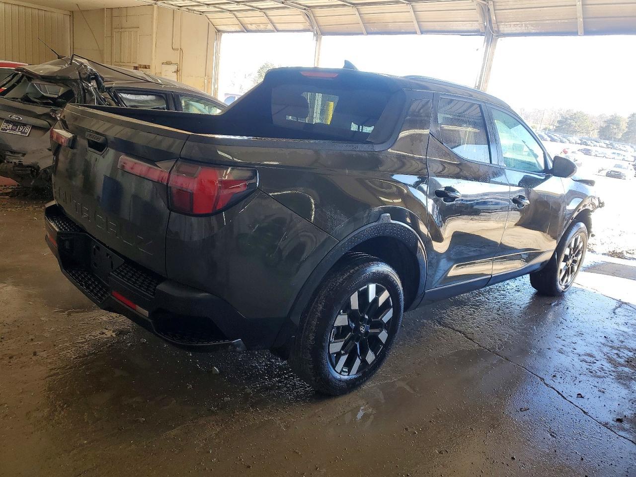 2025 Hyundai Santa Cruz Sel - Image 3