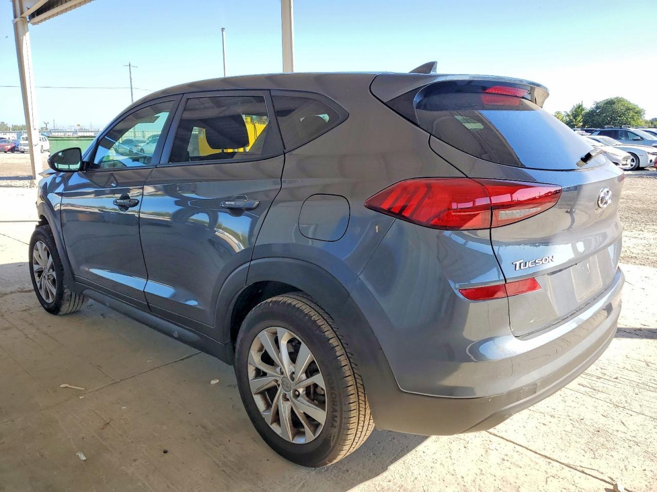 2021 Hyundai Tucson Se - Фото 2