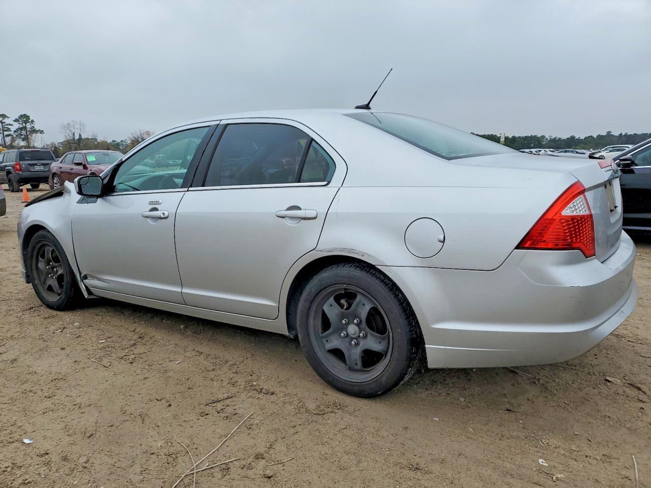 2011 Ford Fusion Sel - Image 2