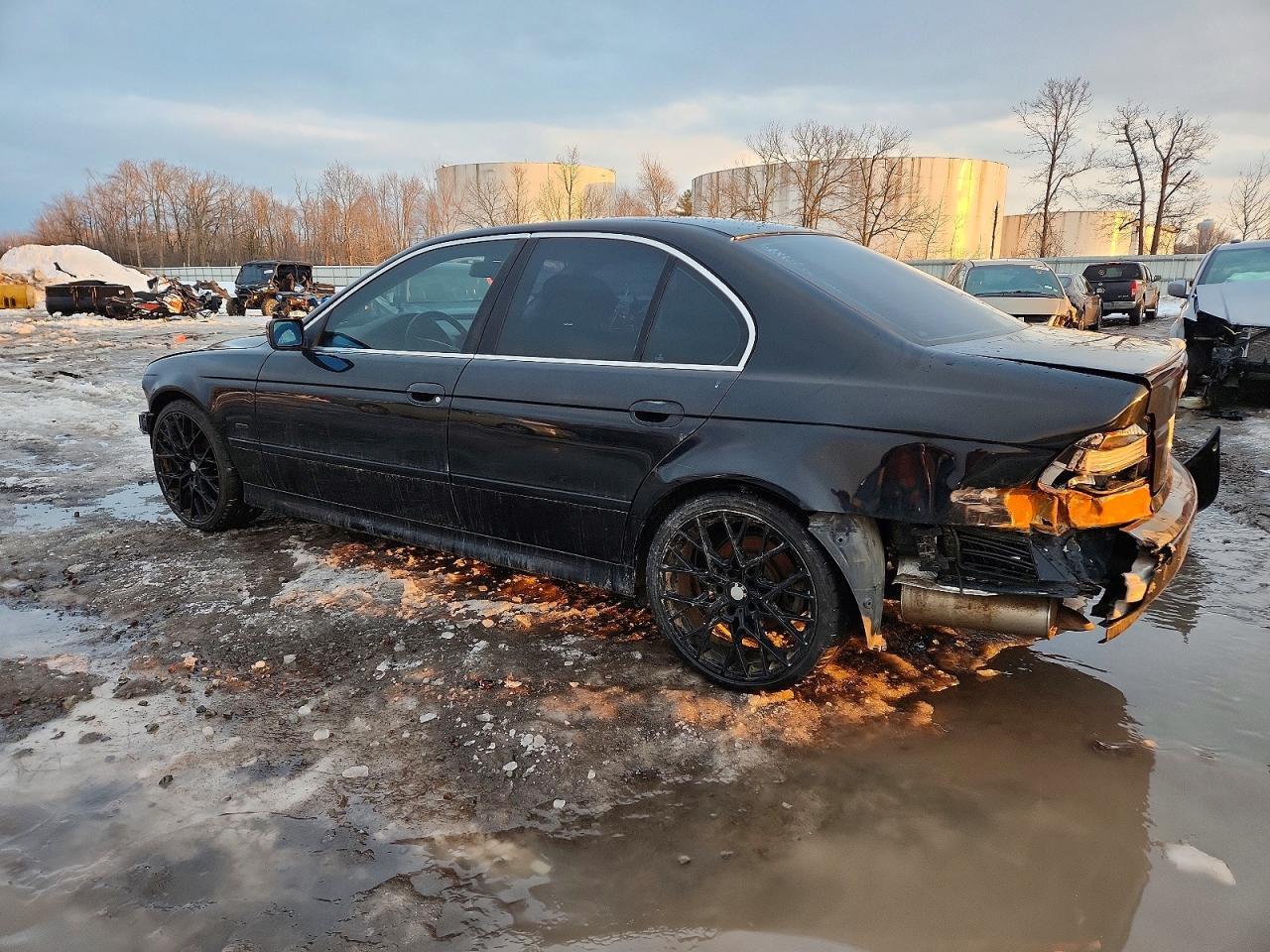2001 BMW 525 I - Image 2