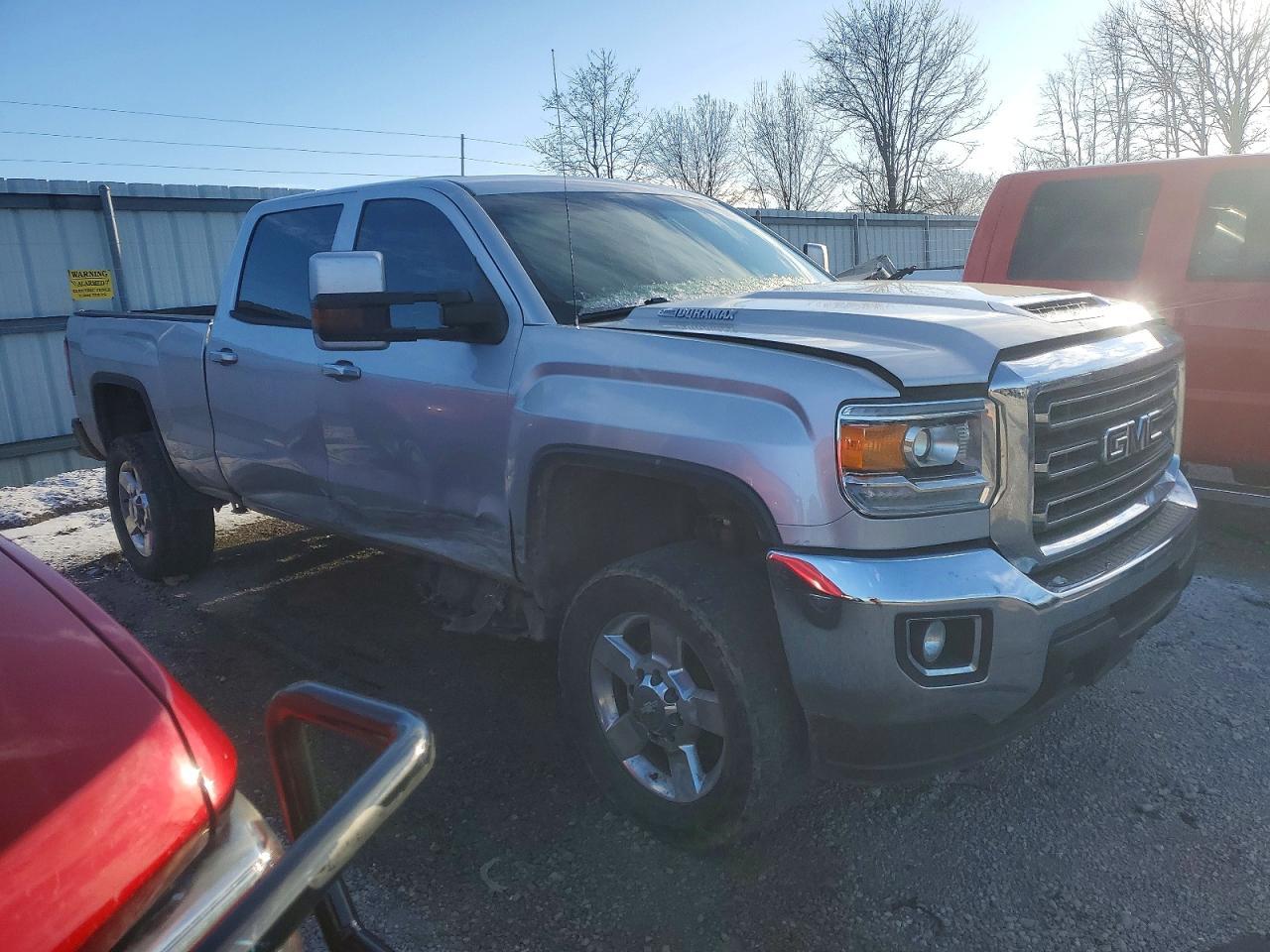 2017 GMC Sierra K2500 Heavy Duty - Фото 4