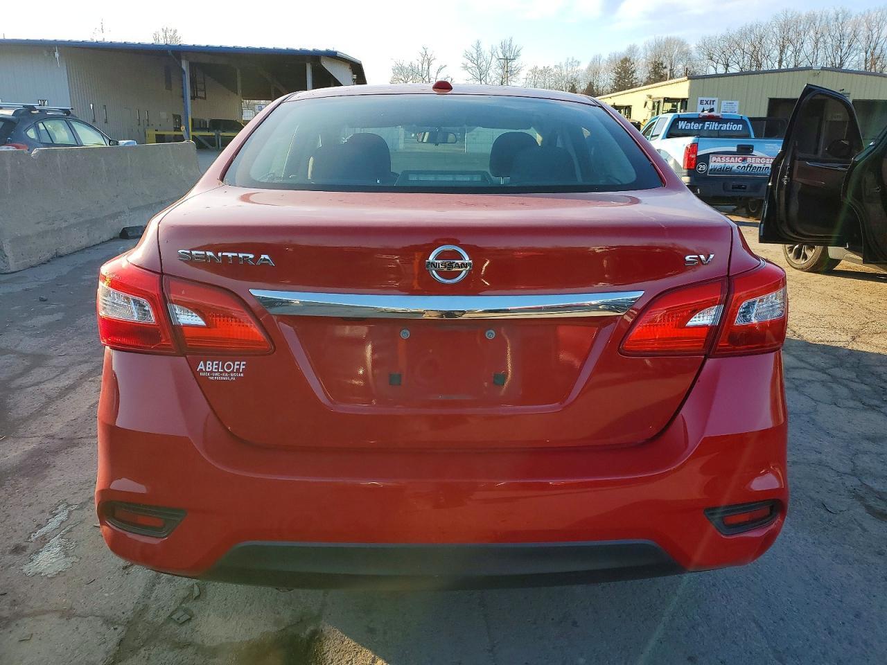 2018 Nissan Sentra S - Image 6
