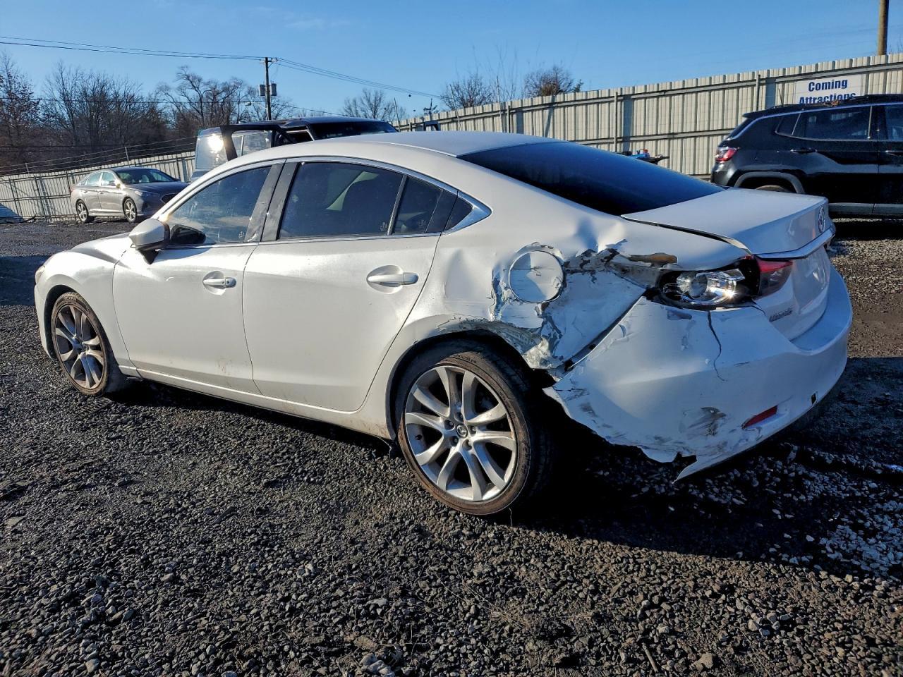 2016 Mazda 6 Touring - Image 2