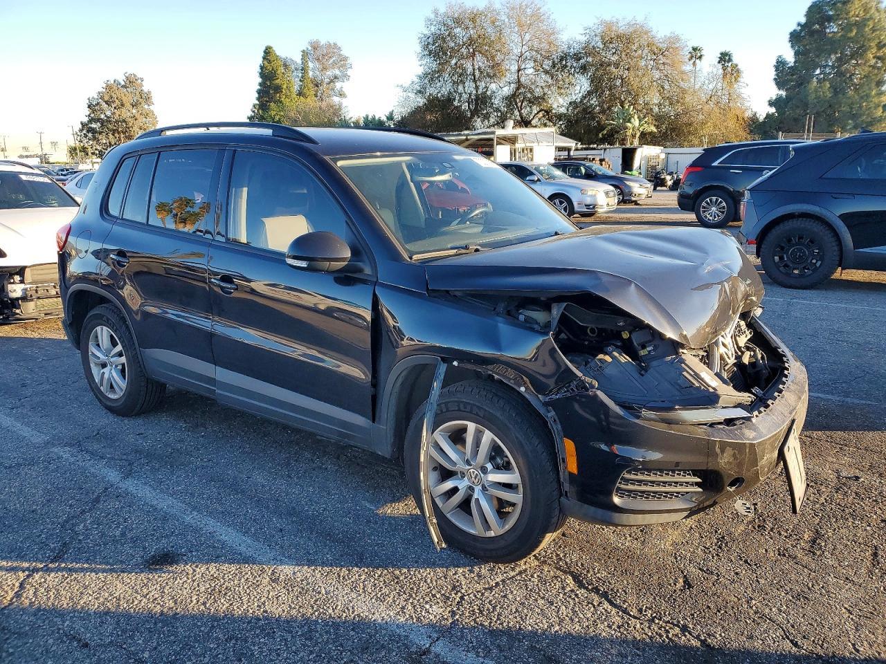 2016 Volkswagen Tiguan S - Image 4