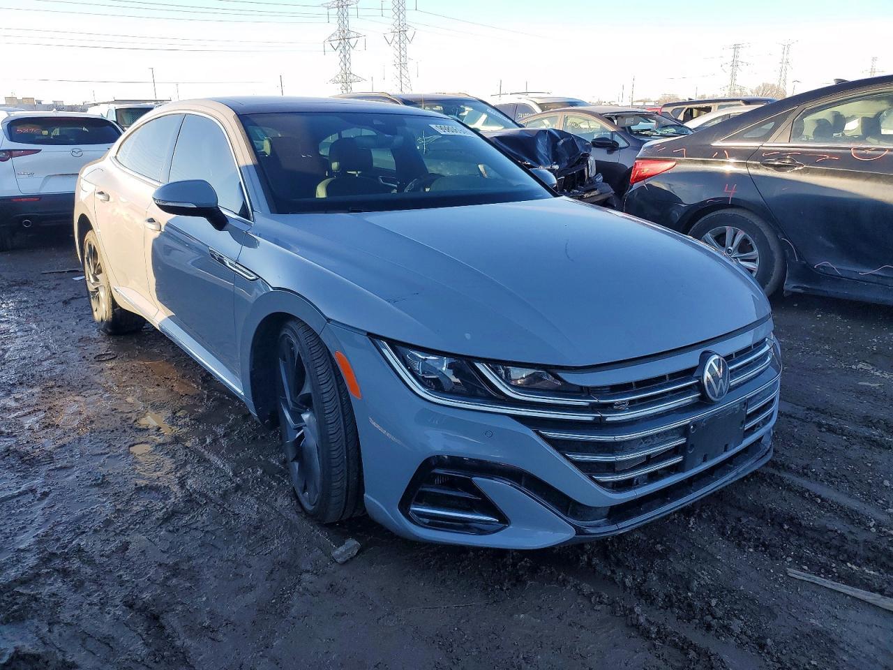 2023 Volkswagen Arteon Sel R-Line - Image 4