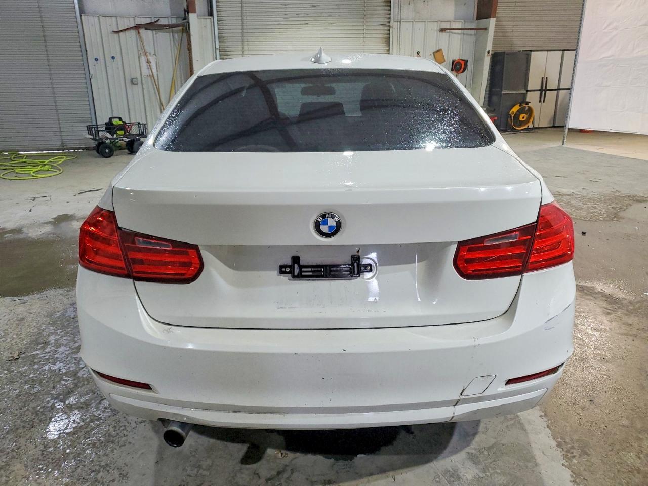 2013 BMW 328 Xi Sulev - Image 6
