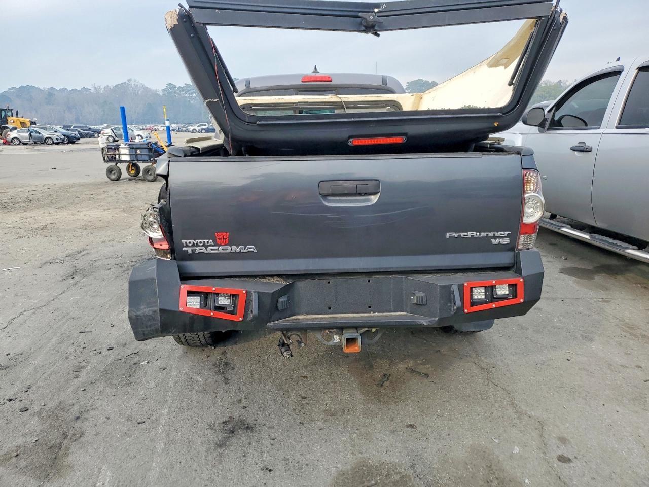 2015 Toyota Tacoma Double Cab Prerunner Long Bed - Image 6