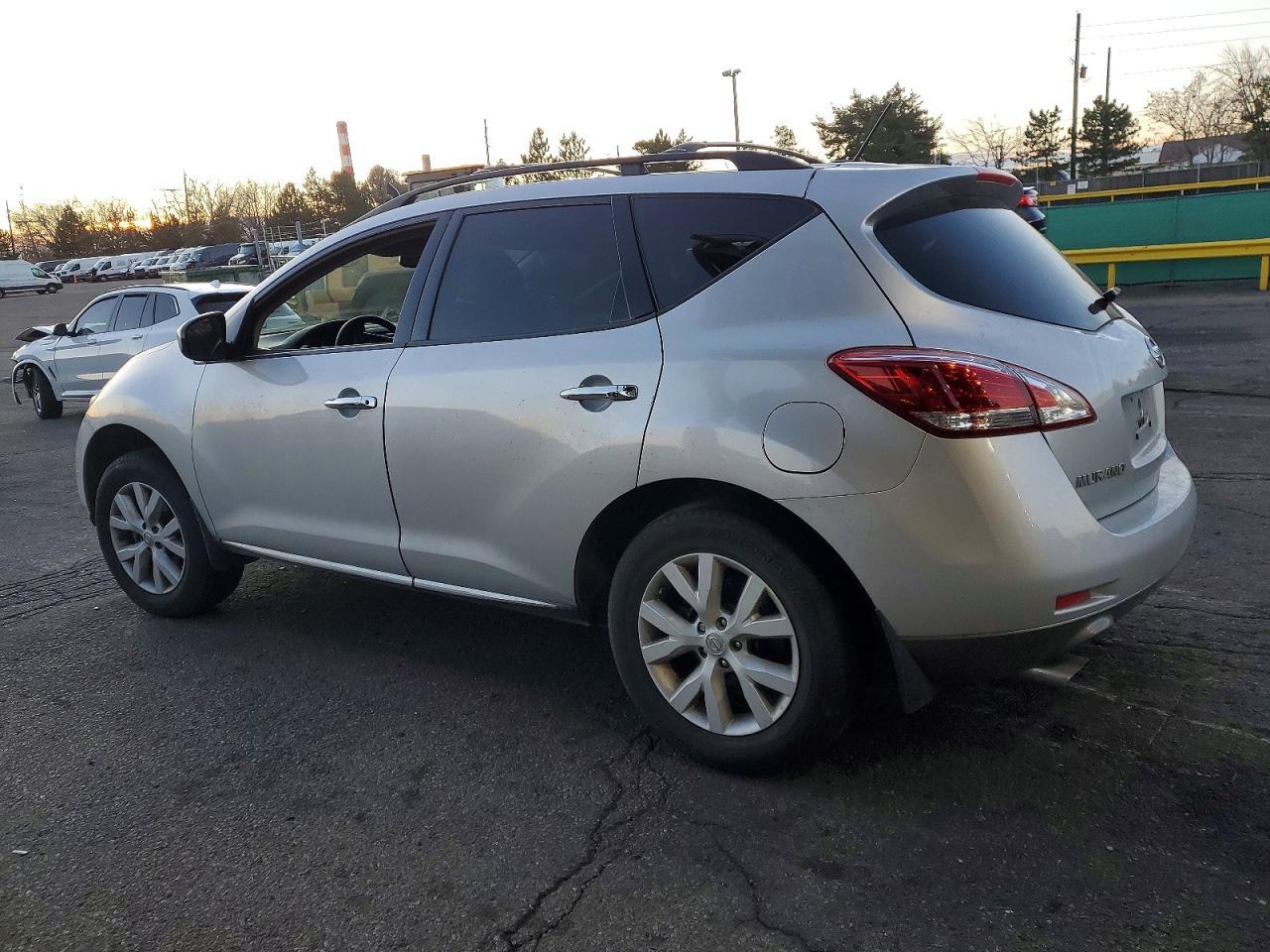 2013 Nissan Murano S - Image 2