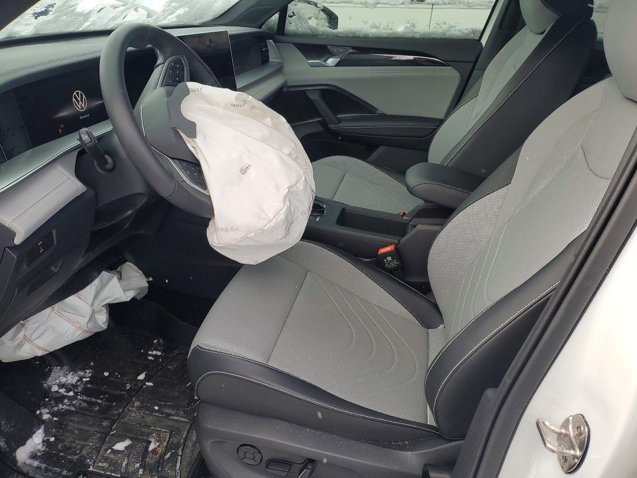 2025 Volkswagen Tiguan Se R-Line Black - Image 7