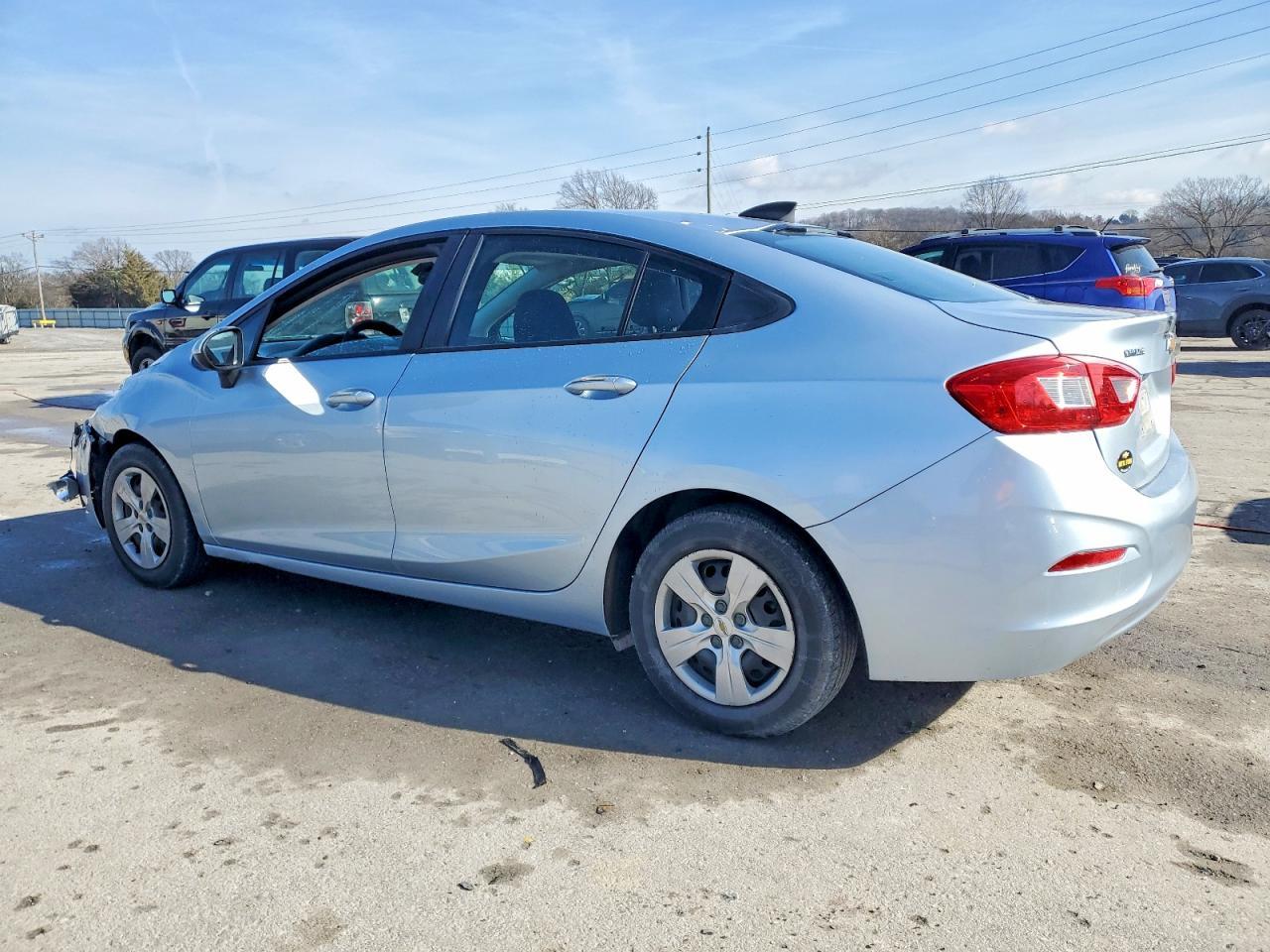 2017 Chevrolet Cruze Ls - Фото 2