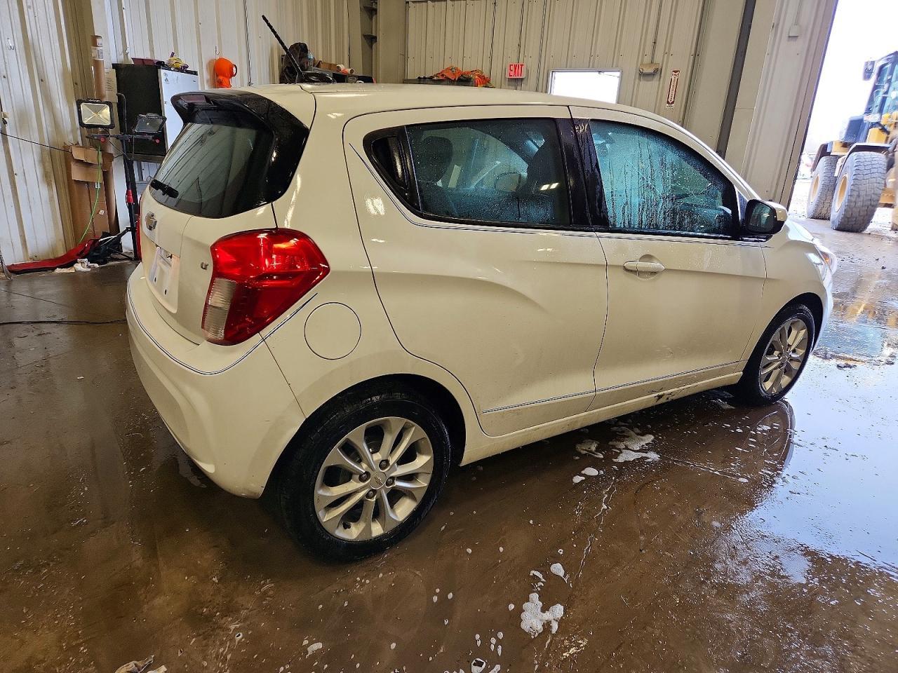 2020 Chevrolet Spark 1Lt - Фото 3