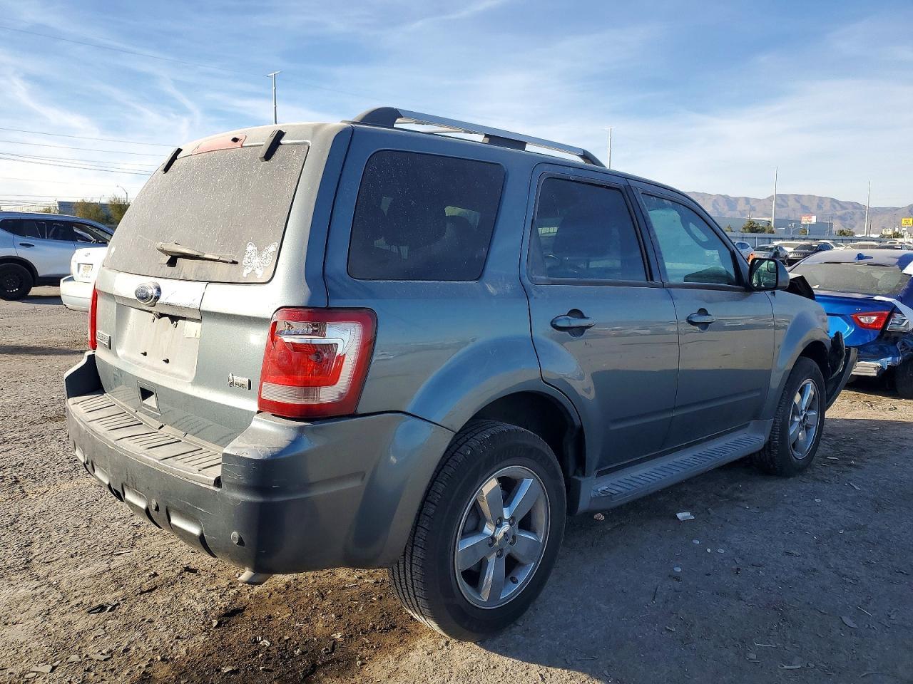 2010 Ford Escape Limited - Фото 3