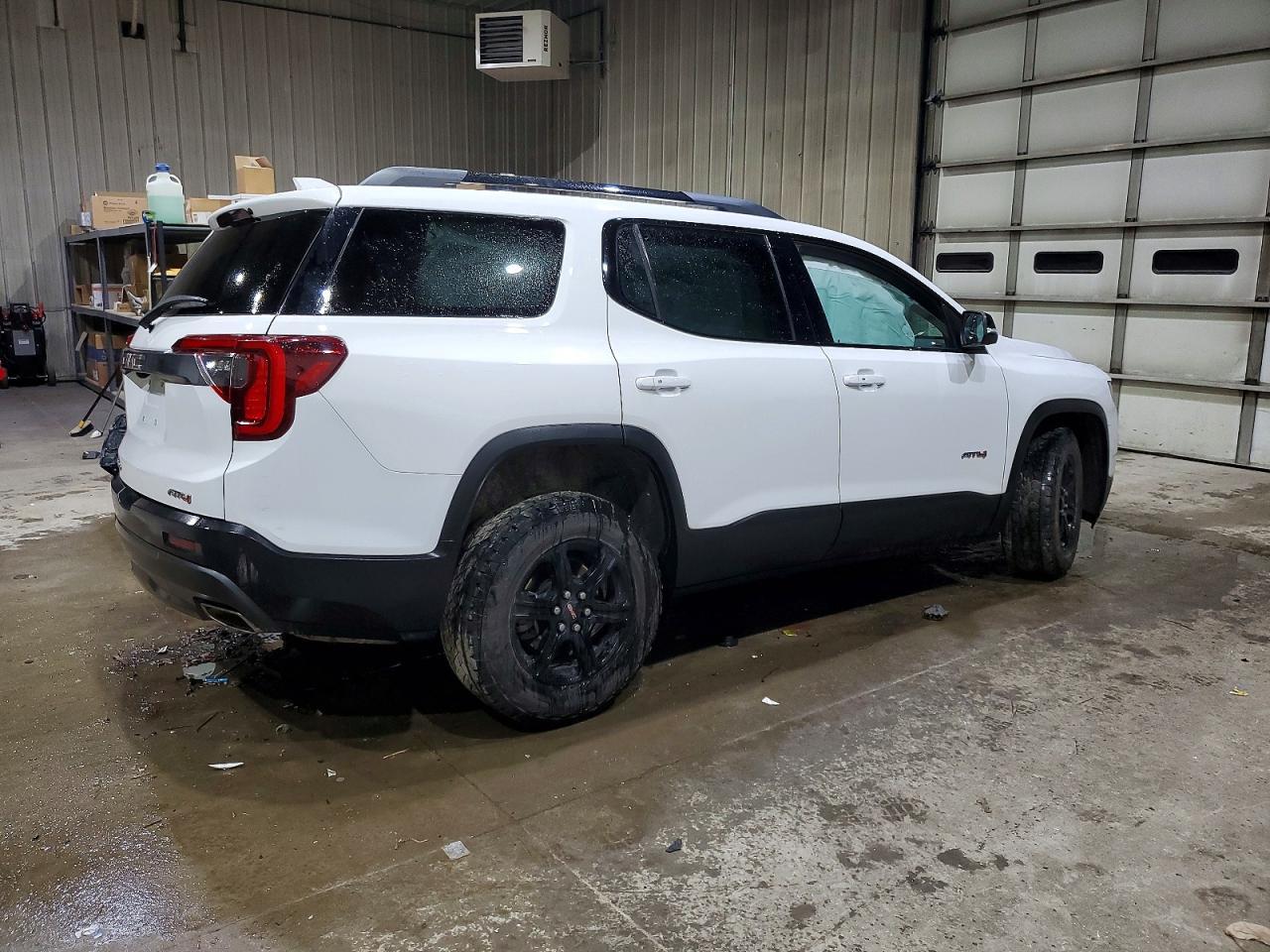 2023 GMC Acadia At4 - Image 3