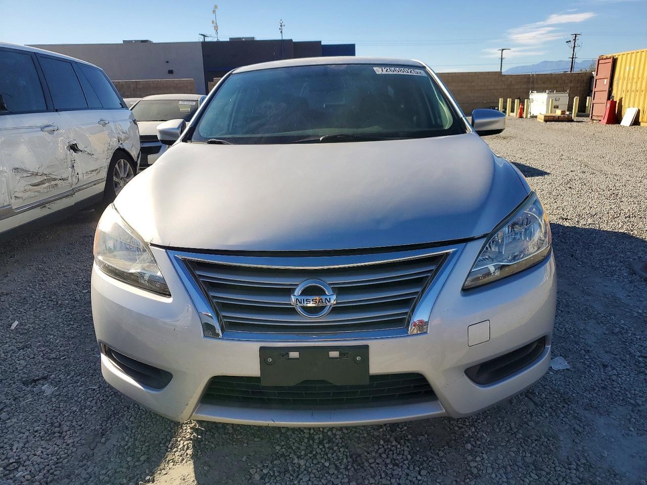 2015 Nissan Sentra S - Фото 5