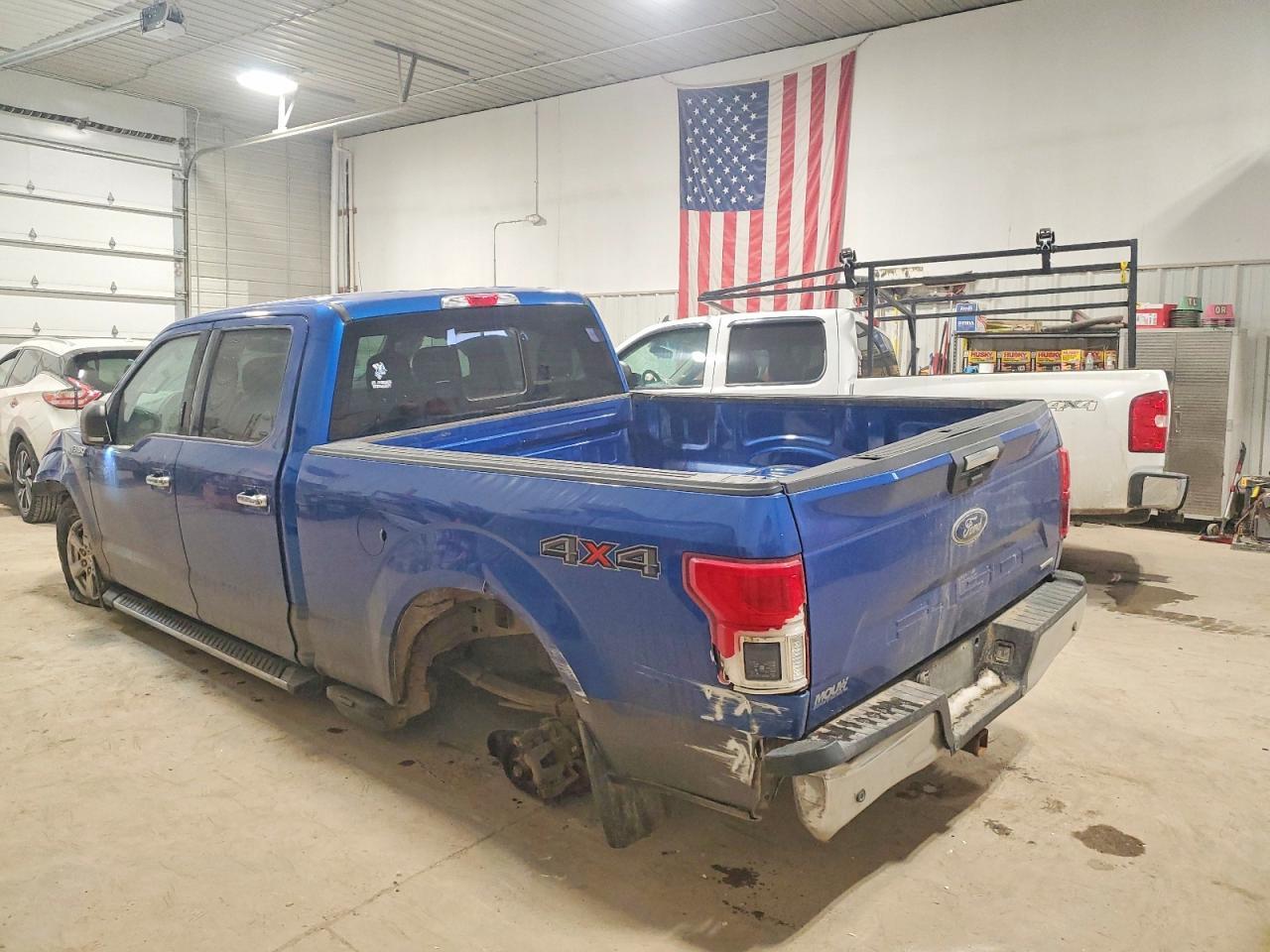2018 Ford F150 Supercrew - Фото 2