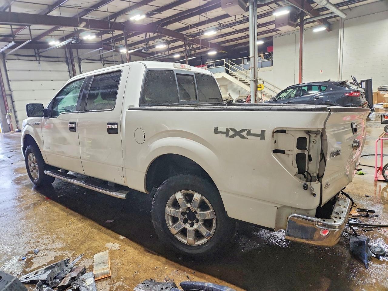 2013 Ford F150 Supercrew - Фото 2
