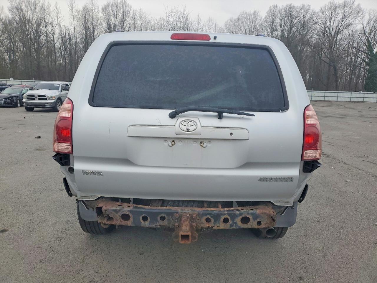 2004 Toyota 4Runner Sr5 - Фото 6