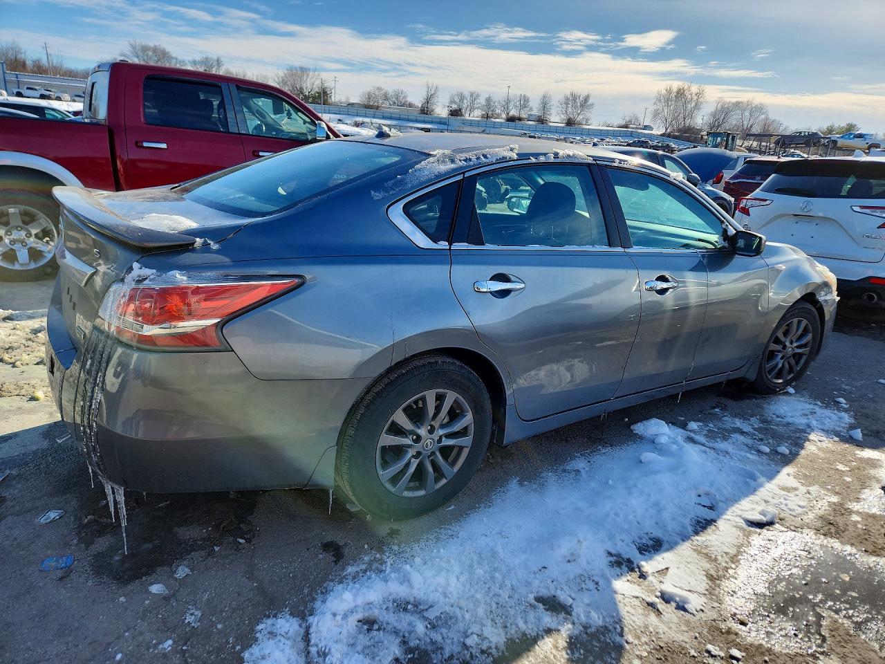 2015 Nissan Altima 2.5 - Image 3
