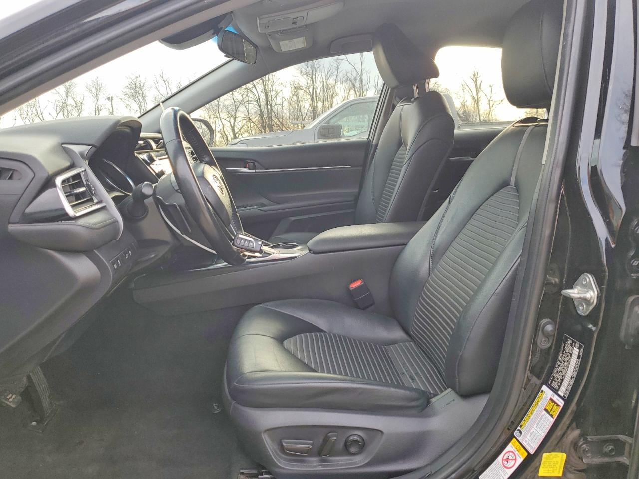 2018 Toyota Camry L - Image 7