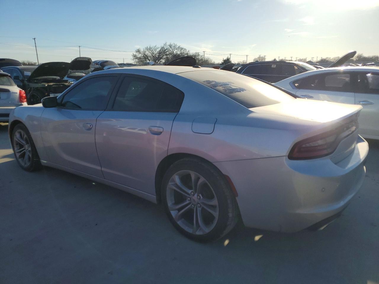 2021 Dodge Charger Sxt - Фото 2
