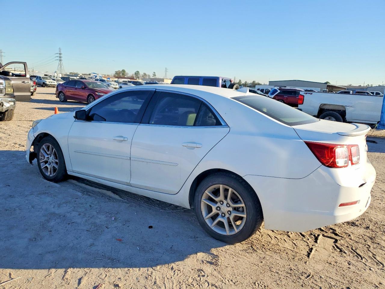 2013 Chevrolet Malibu 1Lt - Image 2