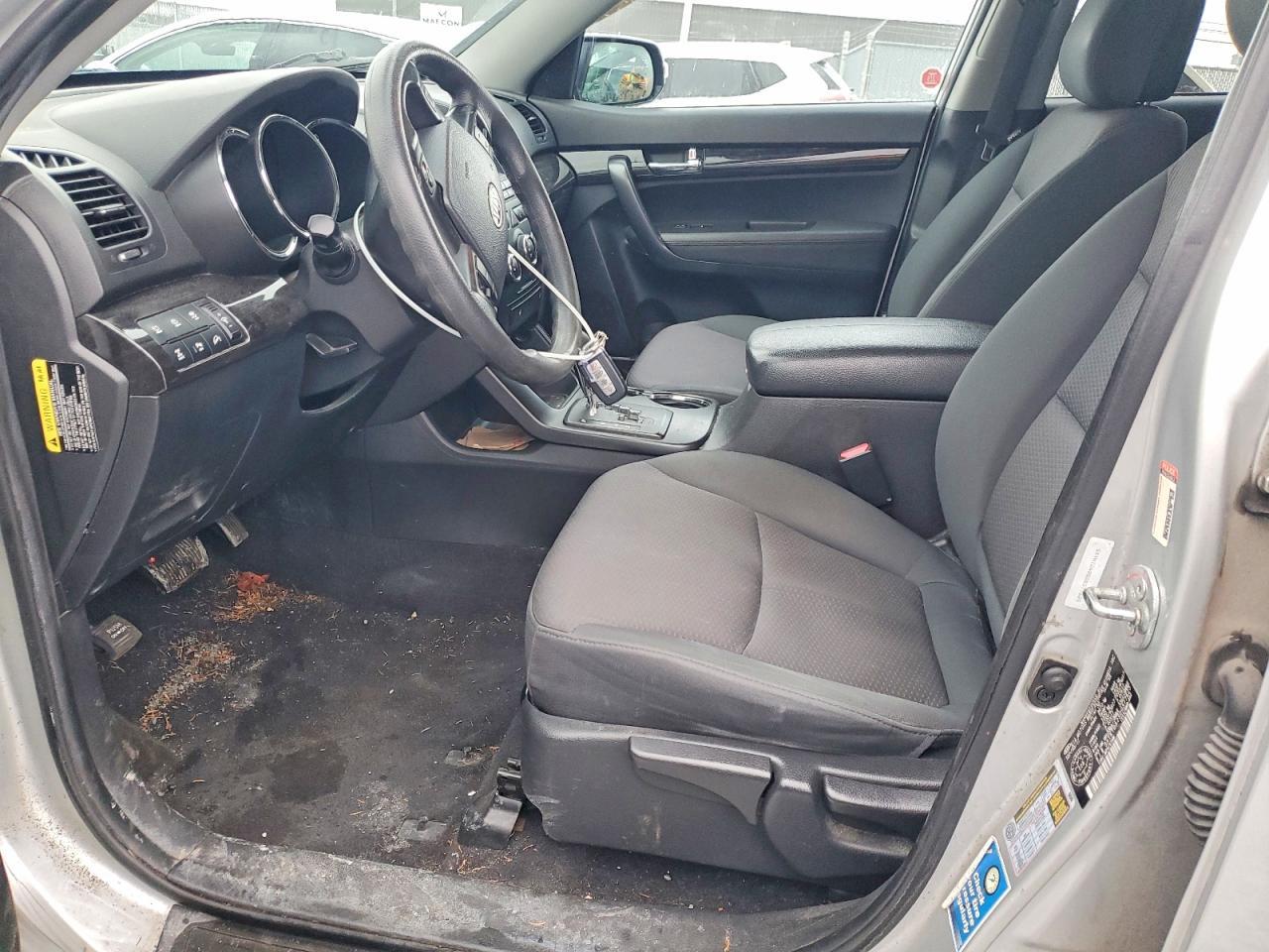 2013 Kia Sorento Lx - Image 7