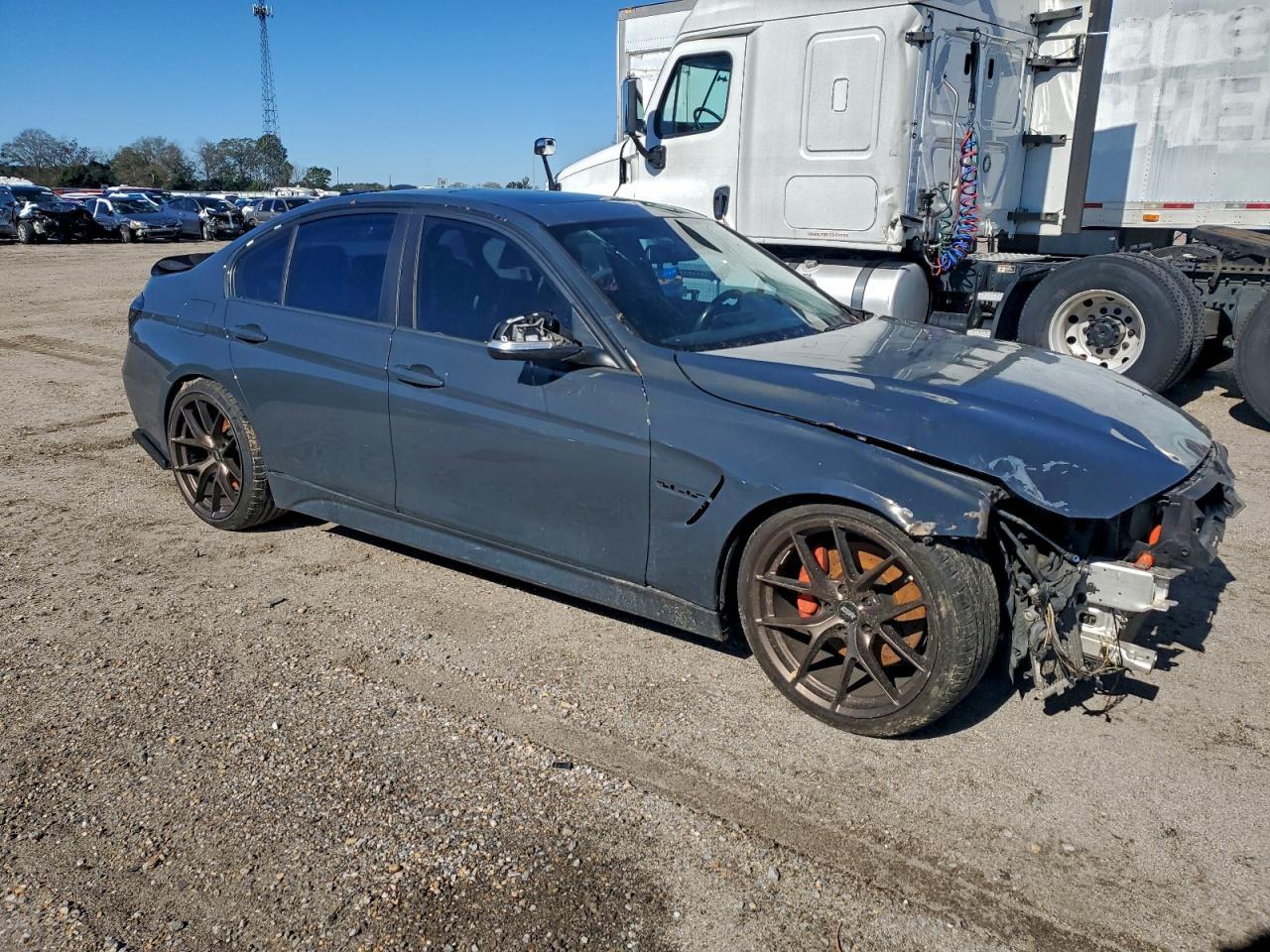 2015 BMW 335 Xi - Фото 4