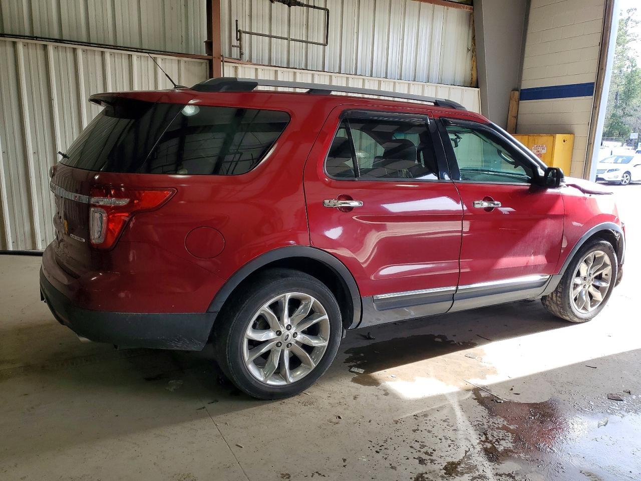 2014 Ford Explorer Xlt - Image 3