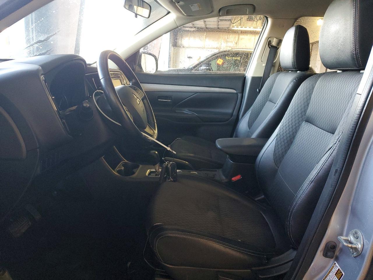 2015 Mitsubishi Outlander Se - Image 7