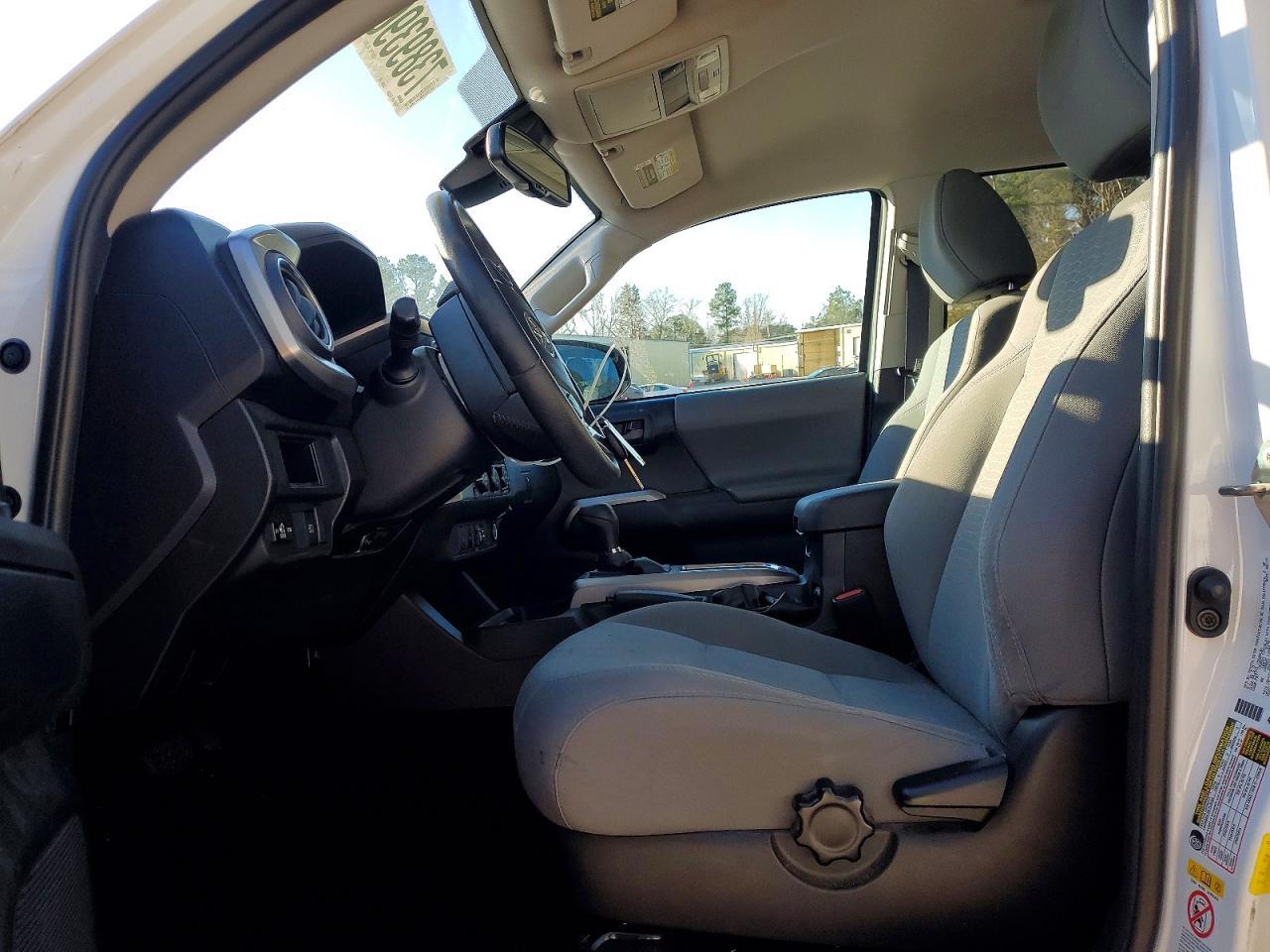 2019 Toyota Tacoma Double Cab - Image 7